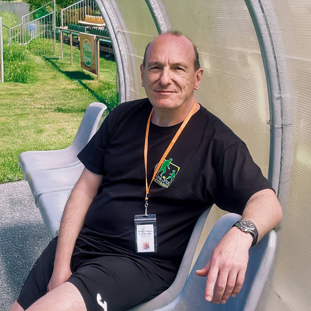 Dévényi Zoltán, az Apa-Fia Focitábor alapítója.